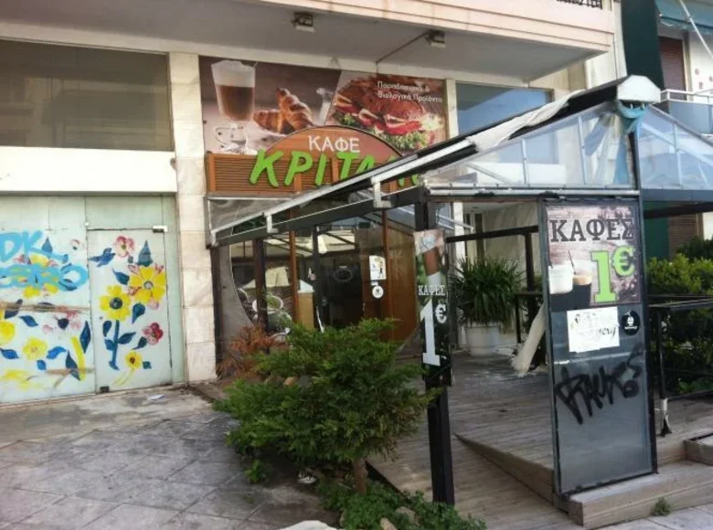 Shop 80 m² in Palaio Faliro, Greece