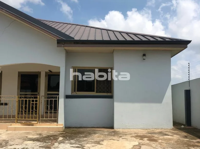 3 bedroom house 325 m² Adenta, Ghana
