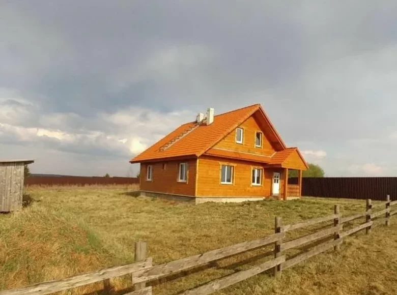 Dom 67 m² rejon wilejski, Białoruś