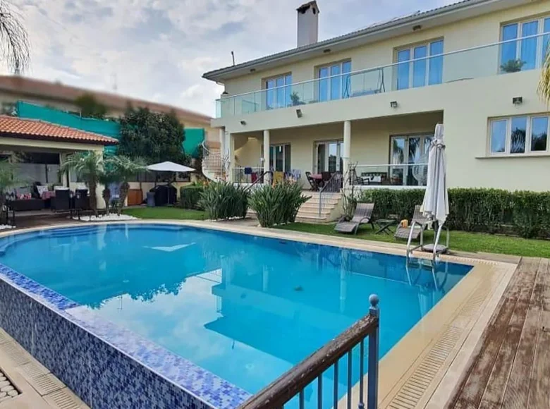 Haus 7 Schlafzimmer 570 m² Nikosia, Zypern