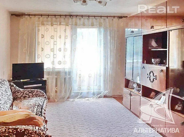 Квартира 3 комнаты 62 м² Каменюки, Беларусь