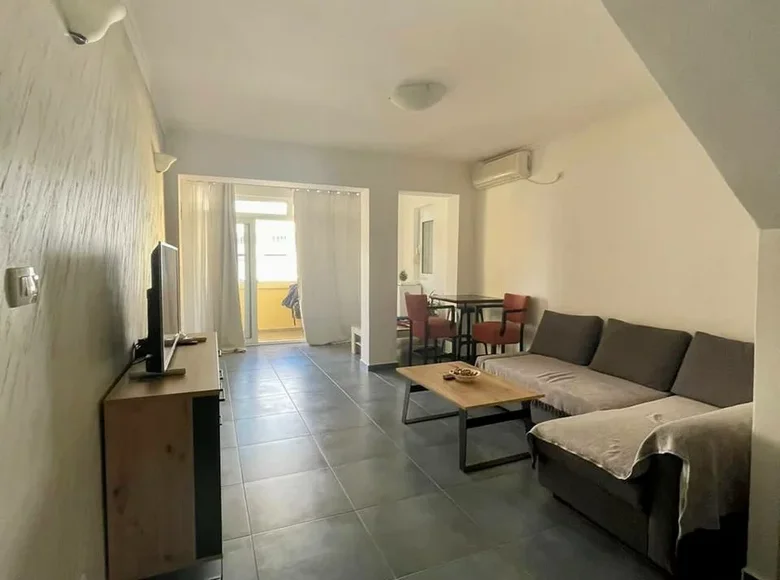 Mieszkanie 2 pokoi 74 m² Becici, Czarnogóra