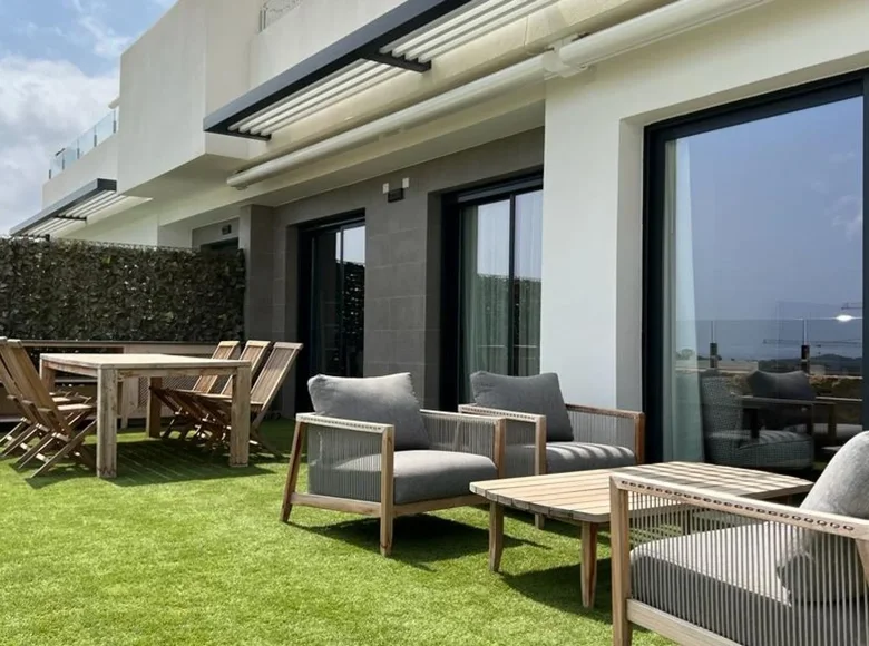 Квартира 2 спальни 85 м² Finestrat, Испания
