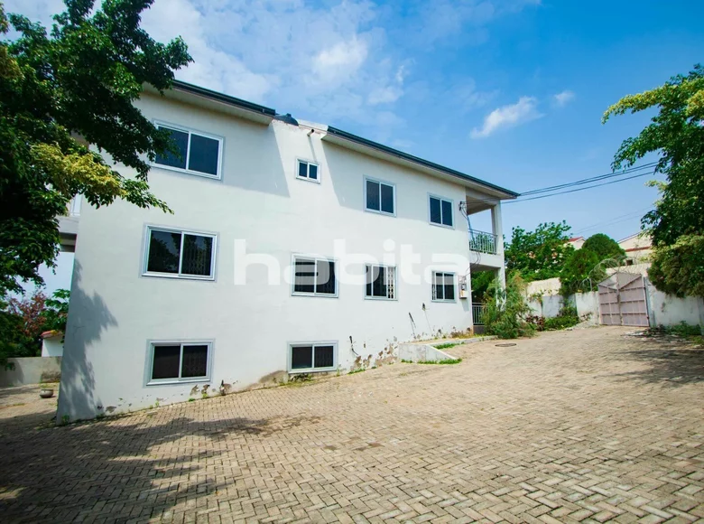 Villa 12 Zimmer 400 m² Oblogo, Ghana