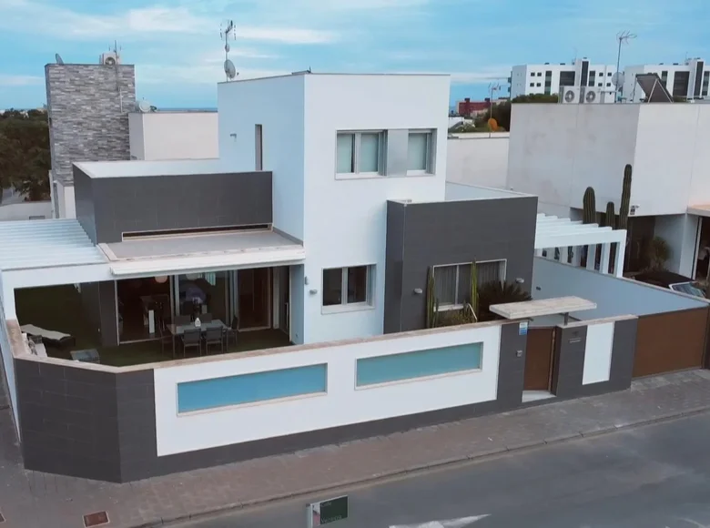 Villa de tres dormitorios 139 m² Izhevsk, Rusia
