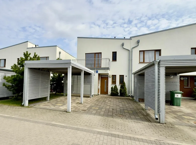 5 bedroom villa 167 m² Pinki, Latvia