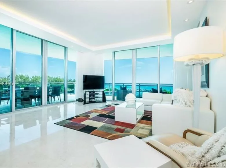Квартира 3 спальни 246 м² Майами, США