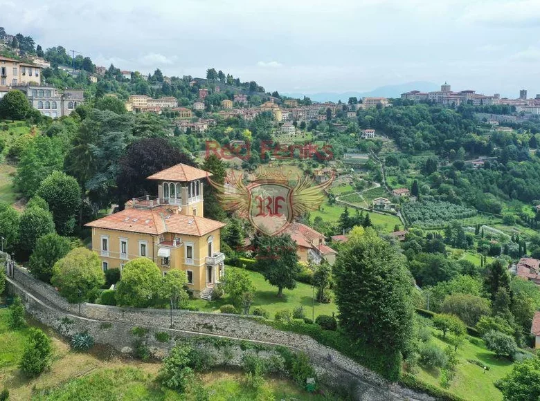 Villa de 6 pièces 900 m² Bergame, Italie