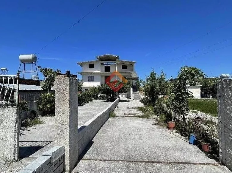 Casa 415 m² Vlora, Albania