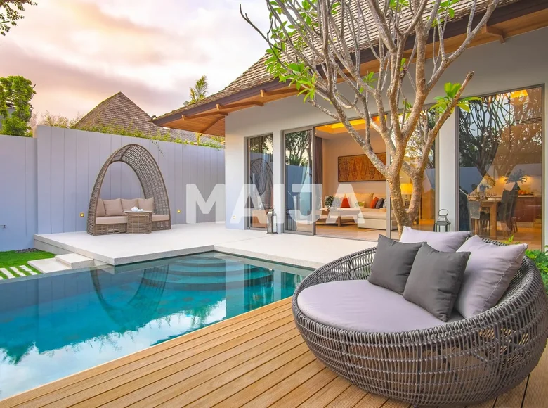 3 bedroom villa 328 m² Phuket, Thailand