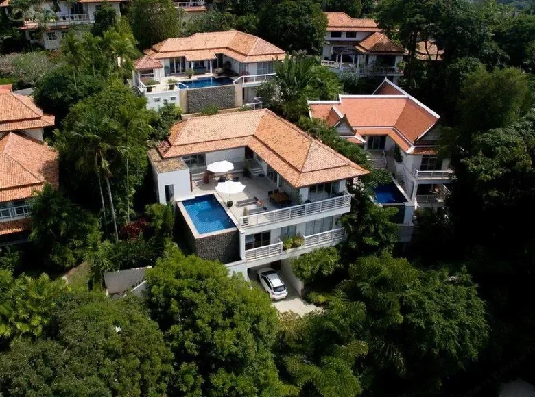 4 bedroom Villa 395 m² Ban Kata, Thailand