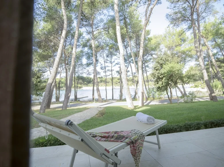 Mieszkanie 2 pokoi 86 m² Bashkia Durres, Albania