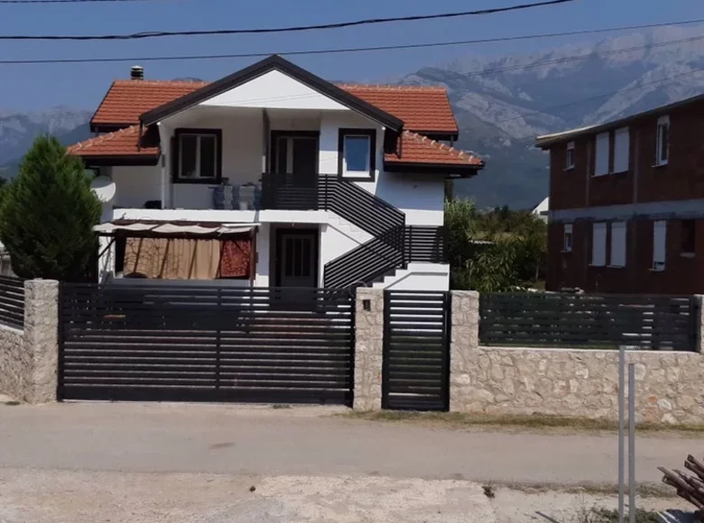 Dom 4 pokoi 190 m² Czarnogóra, Czarnogóra