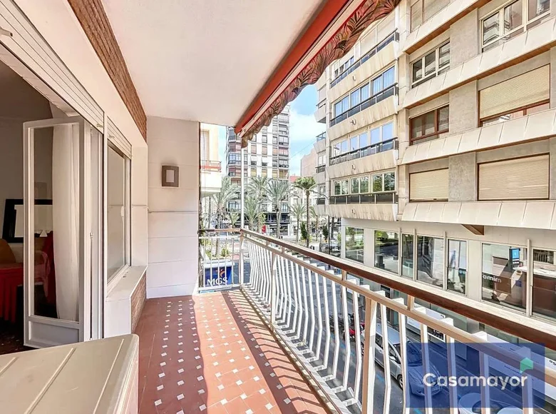Apartment 160 m² Alicante, Spain
