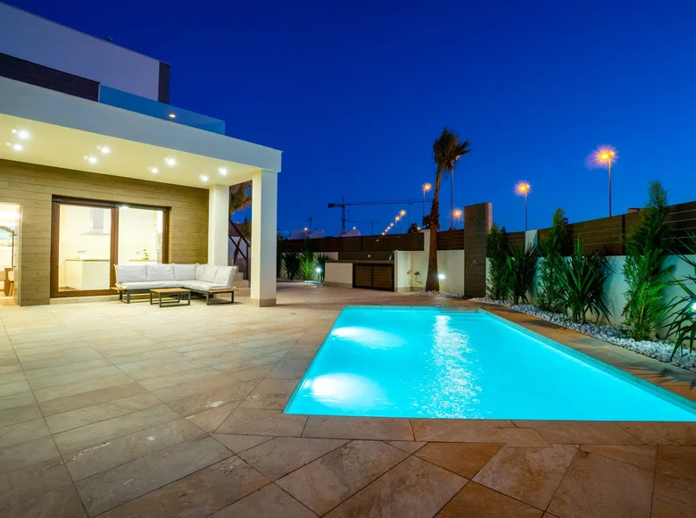 3 bedroom house 114 m² Formentera del Segura, Spain