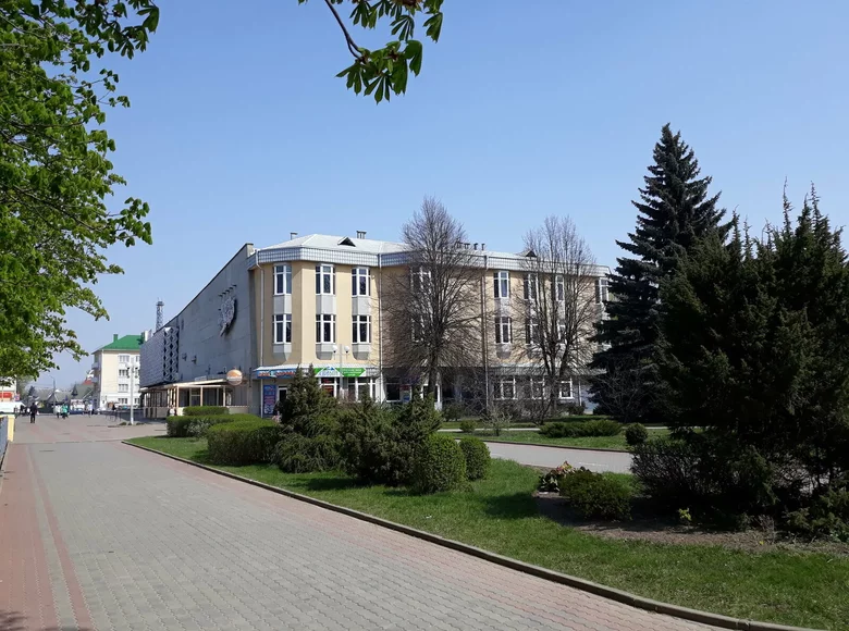 Commercial property 687 m² in Baranavichy, Belarus