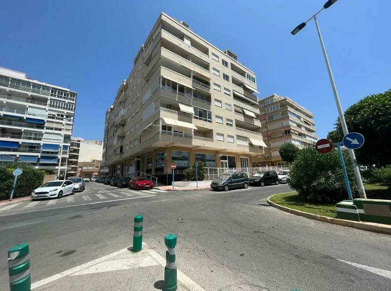 2 bedroom apartment 70 m² Torrevieja, Spain