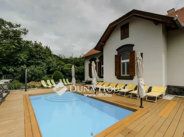 House 160 m² Veszprém, Hungary