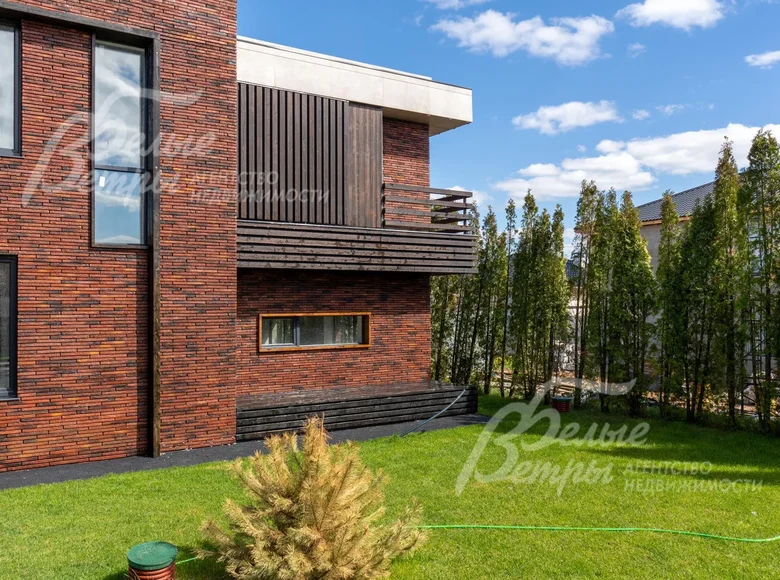 7 room house 256 m² Central Federal District, Russia
