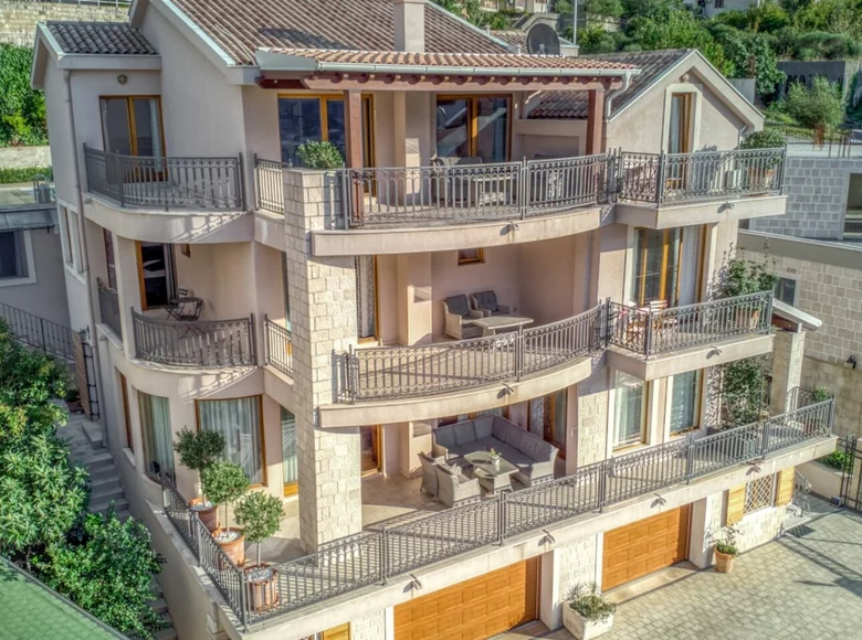 6 bedroom house 507 m² Kotor Municipality, Montenegro