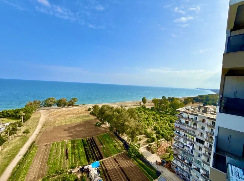 2 bedroom apartment 110 m² Mezitli, Turkey