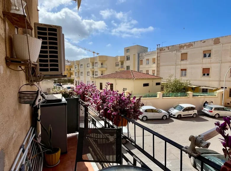 Apartamento 2 habitaciones 98 m² Cerdeña, Italia