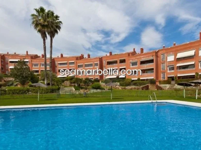 Apartamento 5 habitaciones  Marbella, España