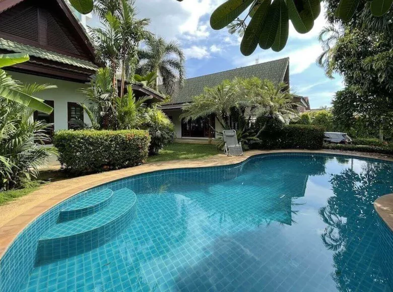 Willa 3 pokoi 380 m² Phuket, Tajlandia