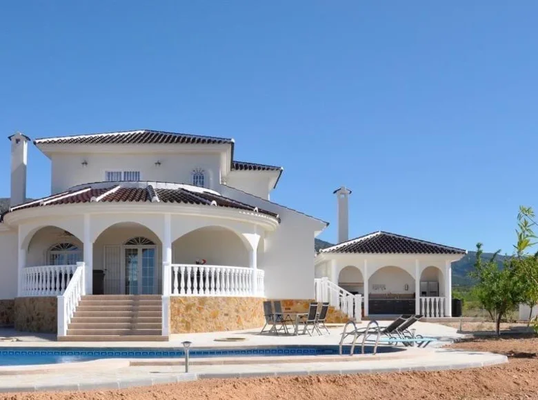 4 bedroom Villa 235 m² Monover Monovar, Spain