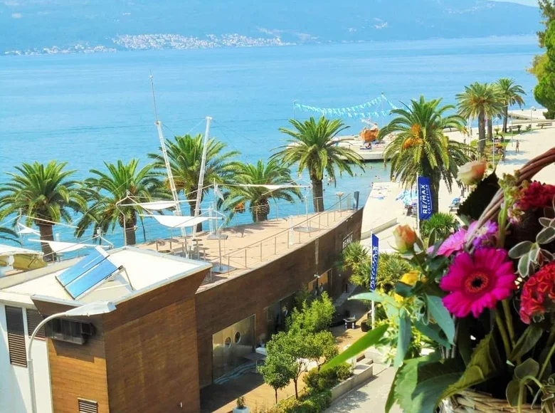 1 bedroom apartment 40 m² Tivat, Montenegro