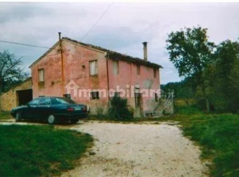 9 room house 250 m² Terni, Italy
