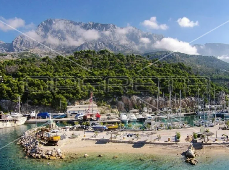 Mieszkanie 3 pokoi 141 m² Makarska, Chorwacja