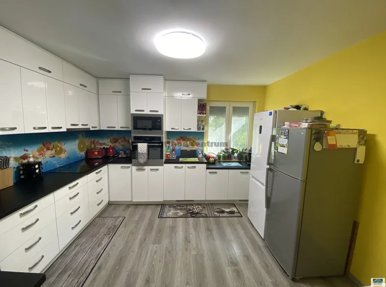 Dom 6 pokojów 188 m² Balatonfuered, Węgry