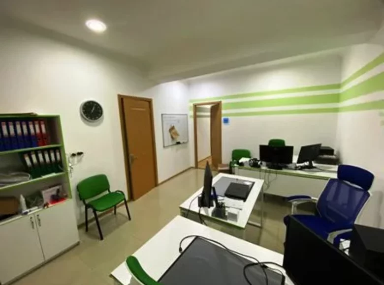Büro 126 m² Tiflis, Georgien