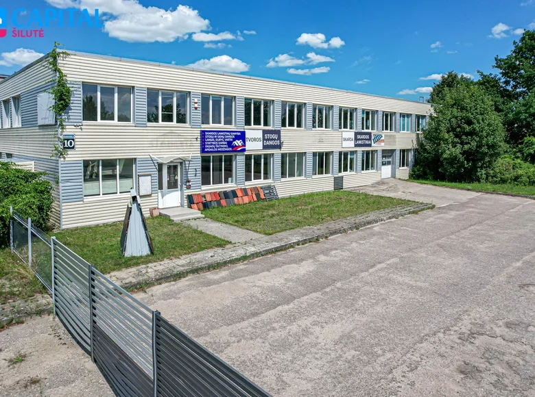 Commercial property 1 215 m² in Silute, Lithuania