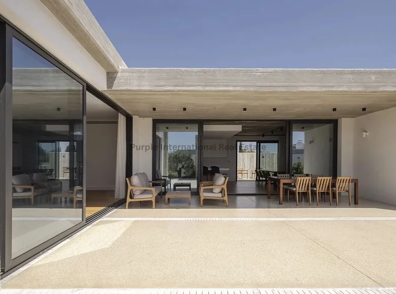 Bungalow 4 chambres 240 m² Agia Marinouda, Chypre
