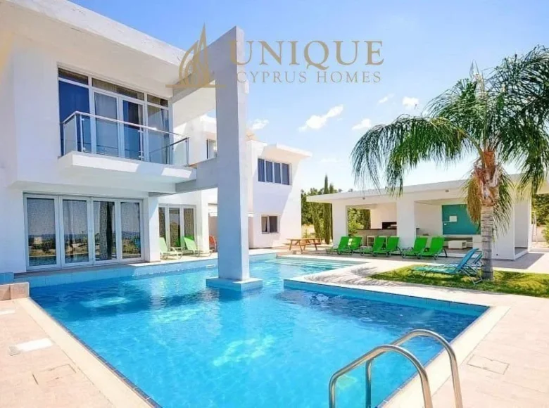 Willa 4 pokoi 410 m² Peyia, Cypr