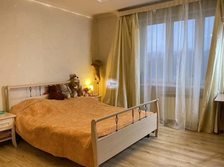 Mieszkanie 2 pokoi 65 m² Kaliningrad, Rosja