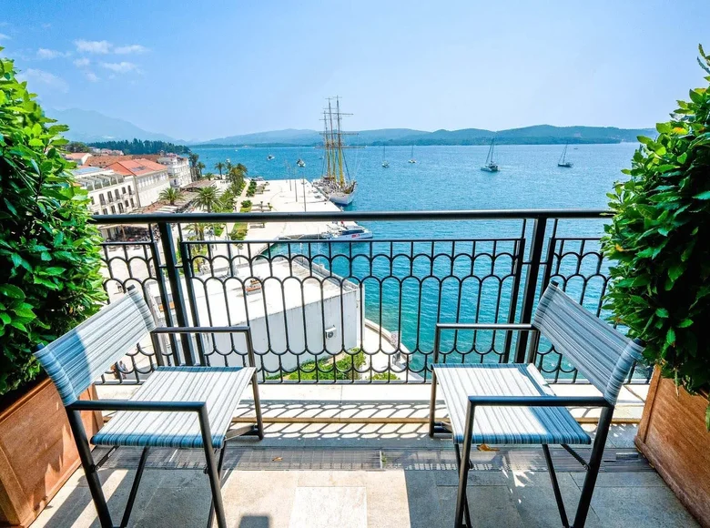 Apartamento 2 habitaciones 135 m² Tivat, Montenegro