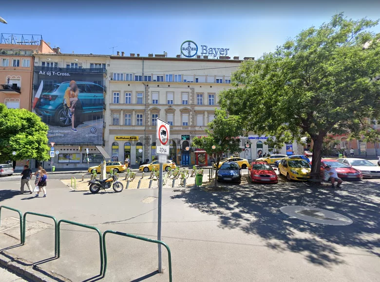 Propiedad comercial 844 m² en Budapest, Hungría