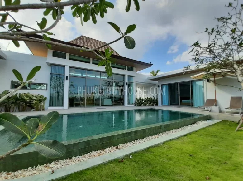 Villa de tres dormitorios 264 m² Phuket, Tailandia