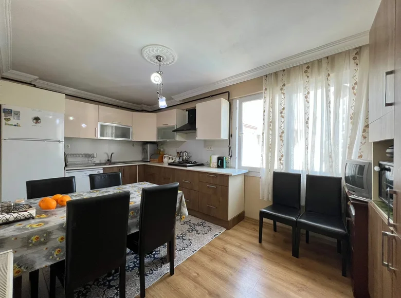 2 bedroom apartment 110 m² Mersin, Turkey
