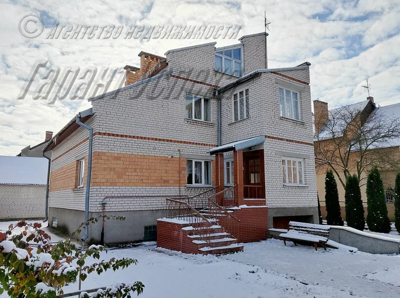 House 301 m² Brest, Belarus