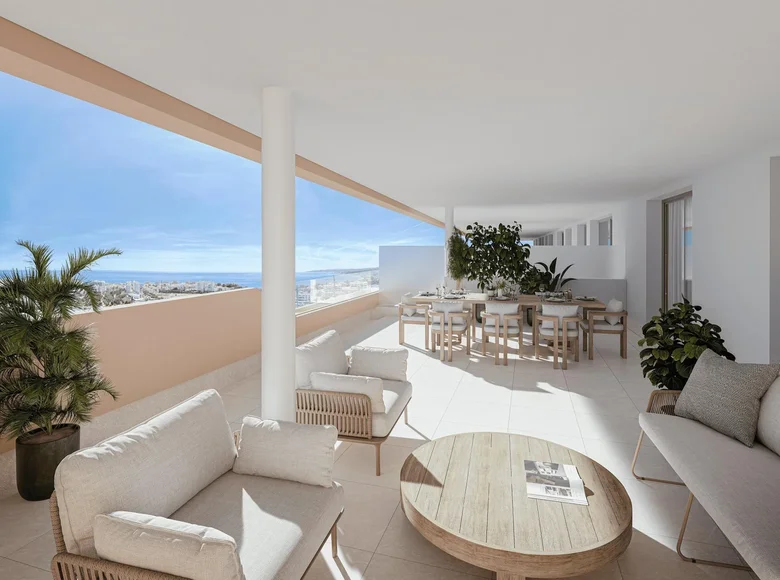 Mieszkanie 3 pokoi 176 m² Estepona, Hiszpania