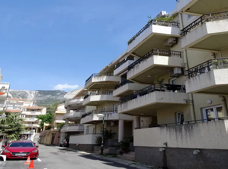 2 bedroom apartment 56 m² Budva Municipality, Montenegro