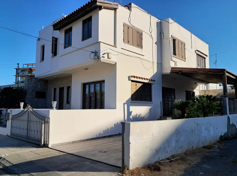 5 bedroom house 210 m² Larnaca, Cyprus