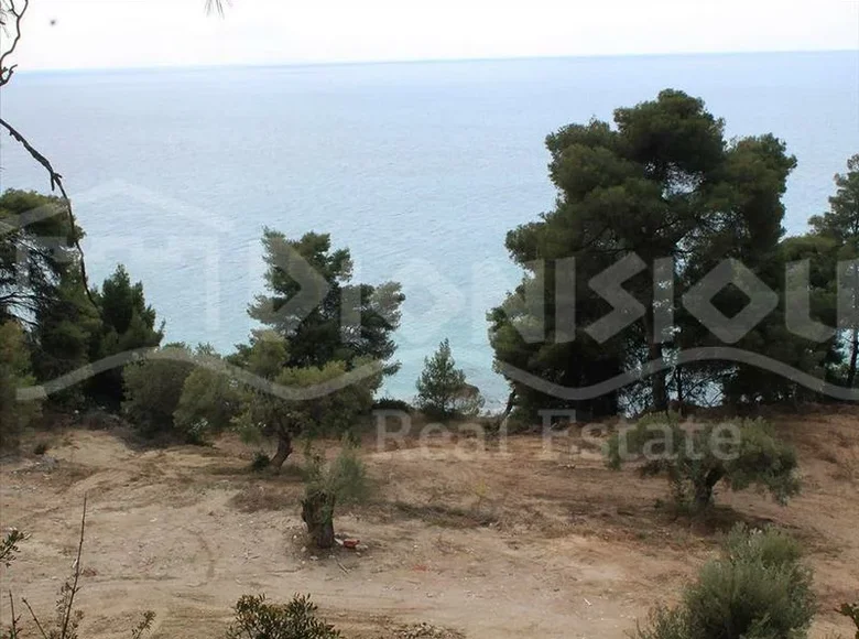 Land 4 320 m² Kalandra, Greece