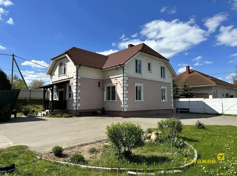 Дом 225 м² Ждановичи, Беларусь