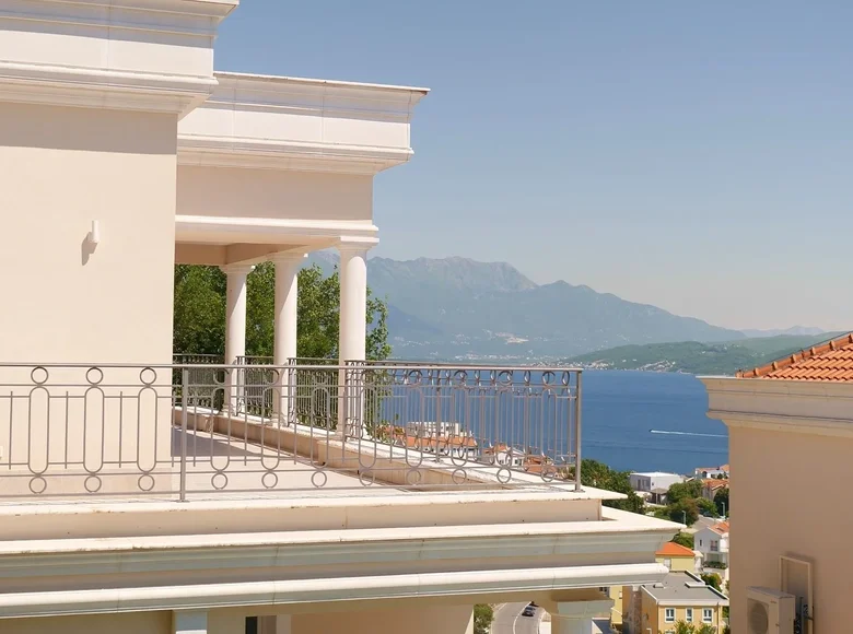 Wohnung 2 Schlafzimmer 186 m² Podi, Montenegro