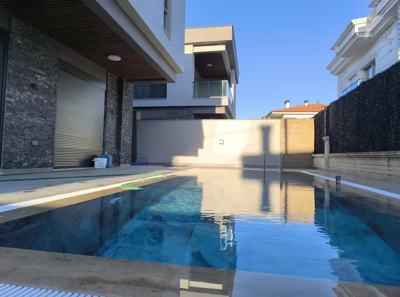Haus 4 zimmer 350 m² Dosemealti, Türkei